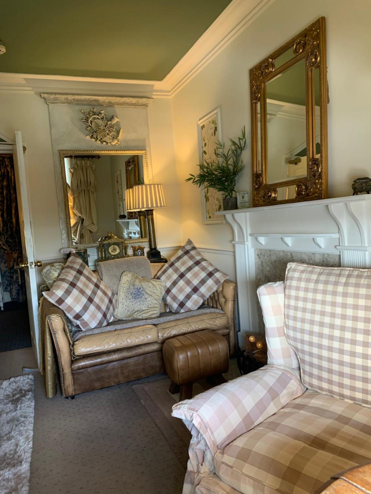 The Suites At Ty Anne Beaumaris Exterior foto