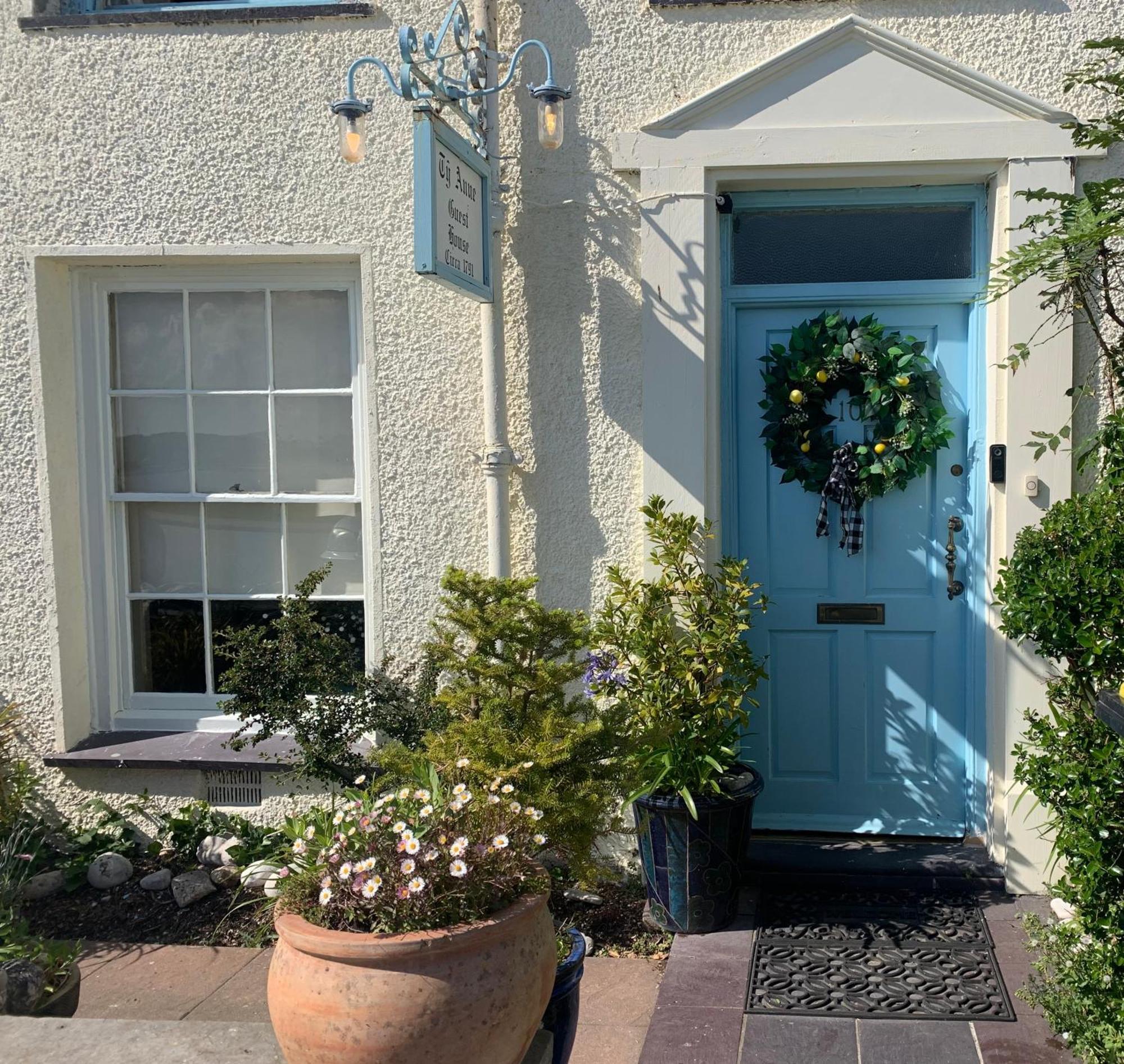 The Suites At Ty Anne Beaumaris Exterior foto