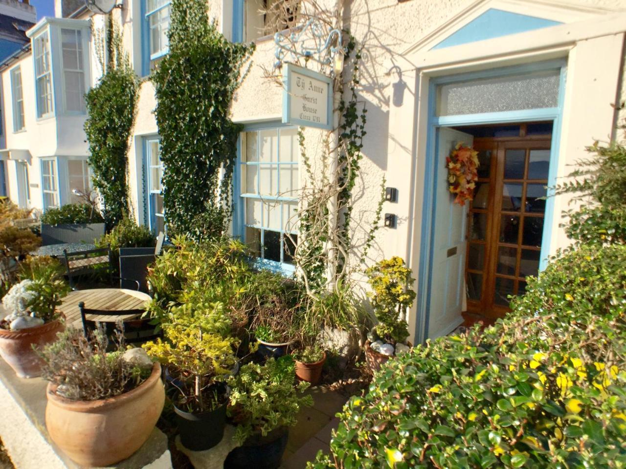 The Suites At Ty Anne Beaumaris Exterior foto